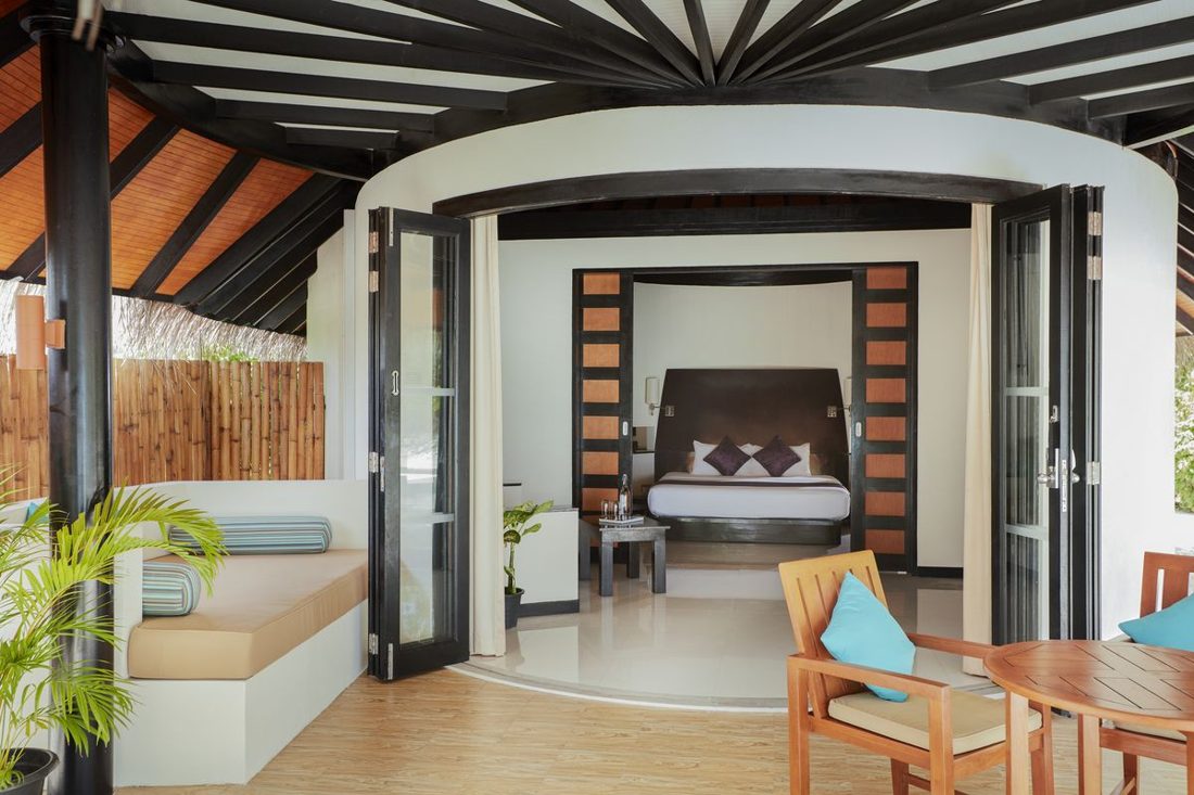 Family Deluxe Beach Villa with Pool