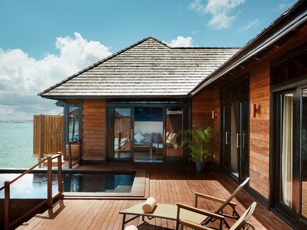 Infinity Water Villa